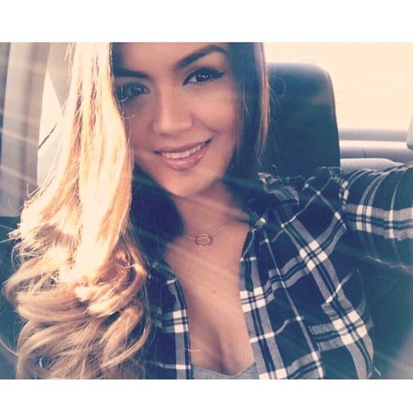 Meet your Posher, Jessica - Picture 1 of 1